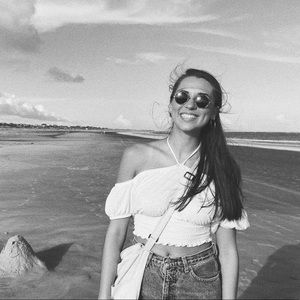 Meet your Posher, Whitney